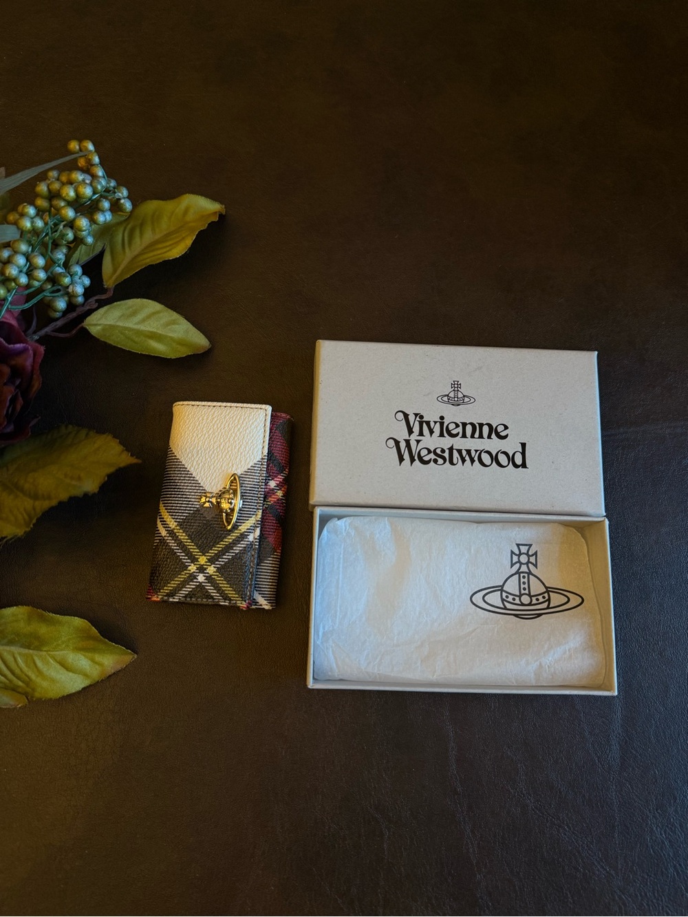 Vivienne Westwood Orb-Plaque Plaid Pattern Coated Canvas Key Case Wallet w/ Box - Picture 11 of 13